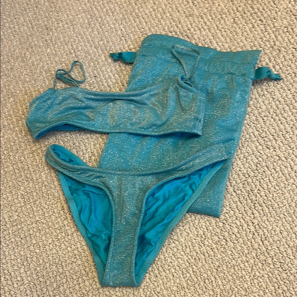 Triangl blue mica set